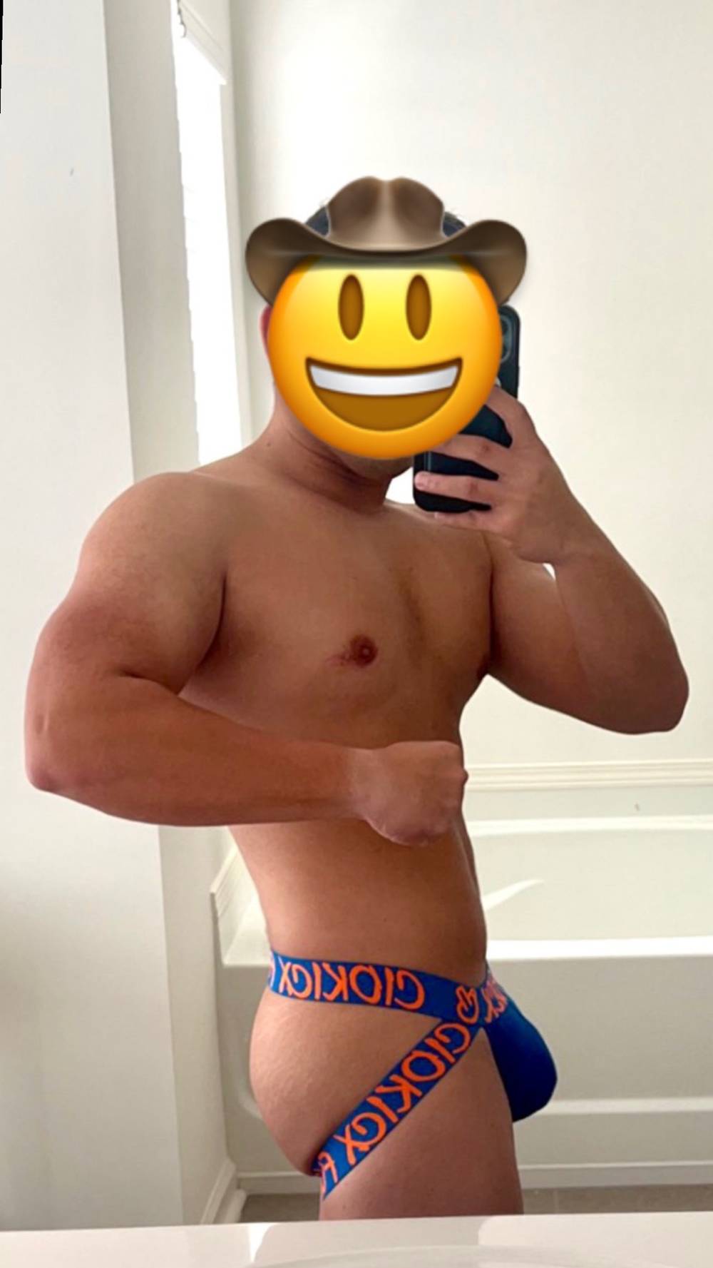 A curious guy in Alabama OnlyFans – free nudes, naked, leaked