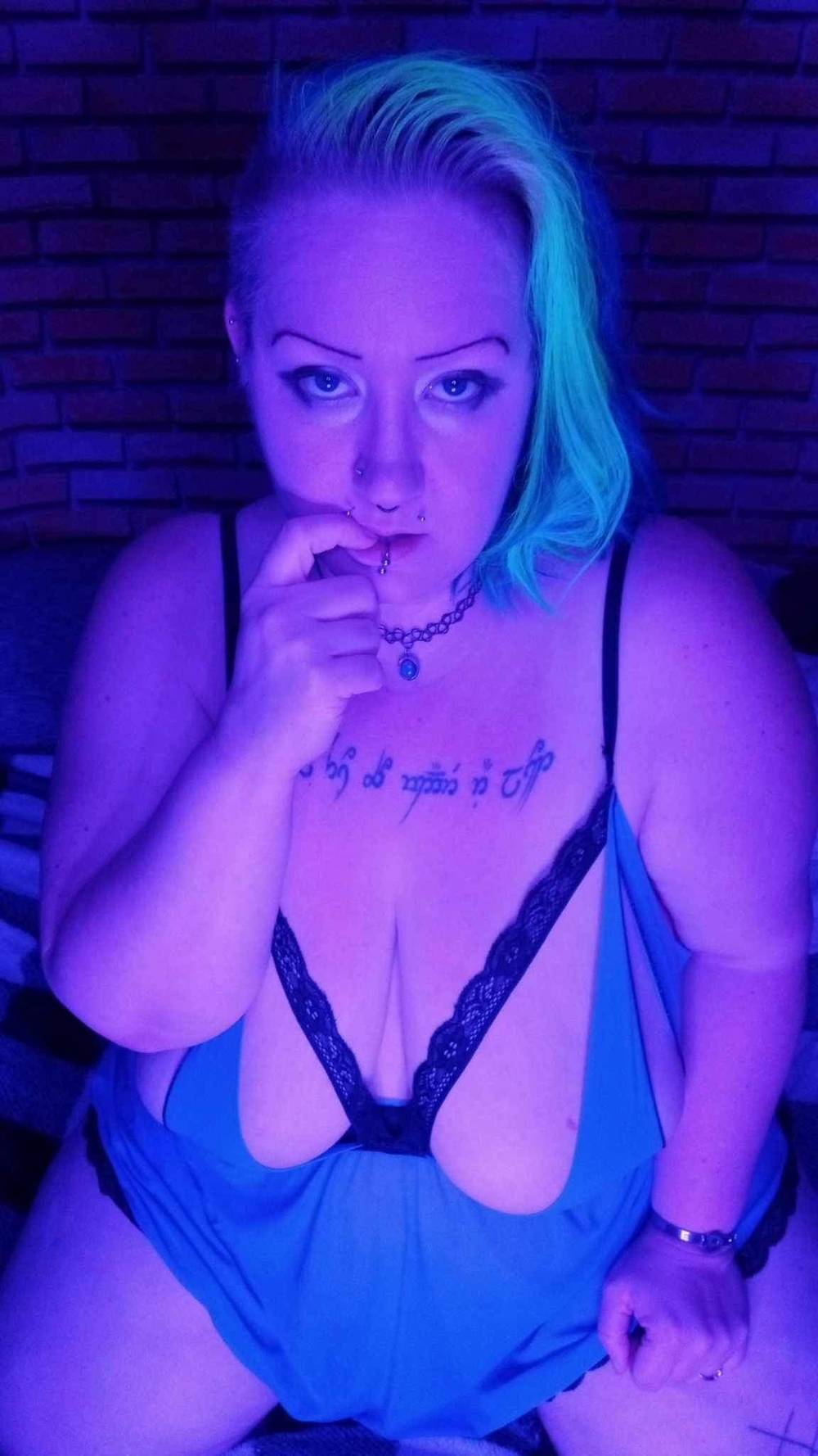 Neon Princess OnlyFans – free nudes, naked, leaked