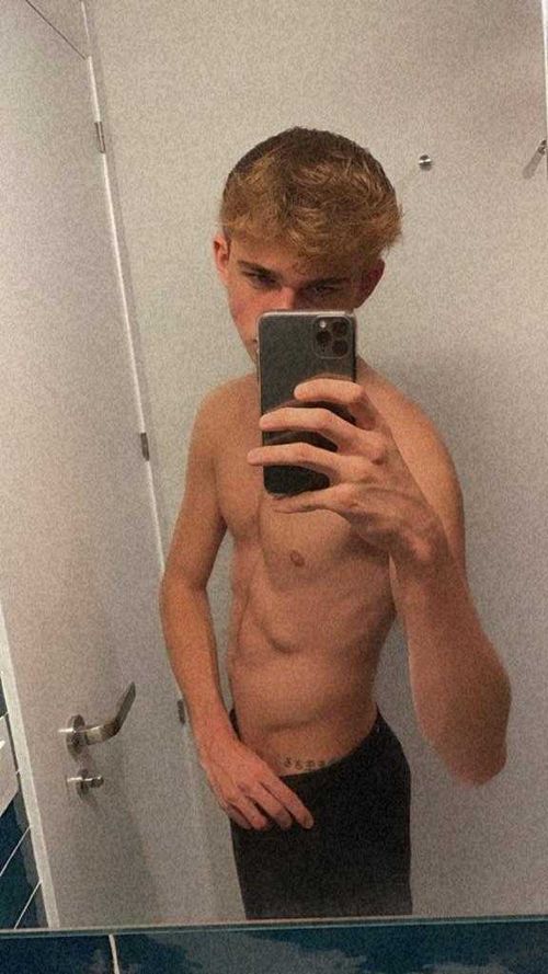 H OnlyFans – free nudes, naked, leaked