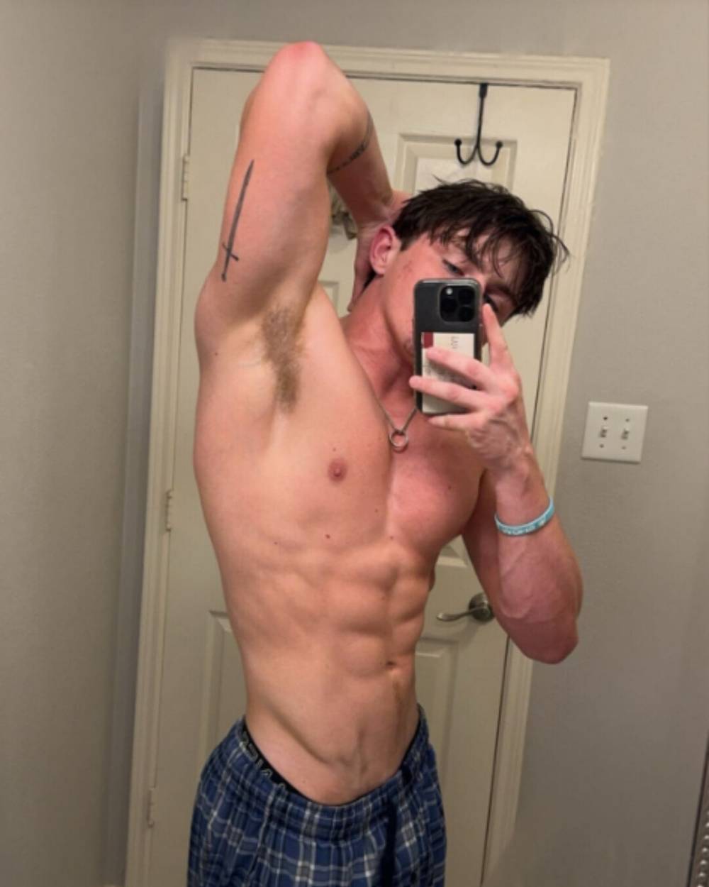 Bryan Carter OnlyFans – free nudes, naked, leaked