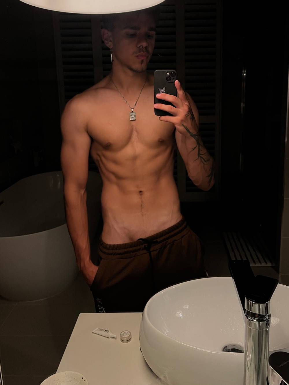 Byron OnlyFans – free nudes, naked, leaked