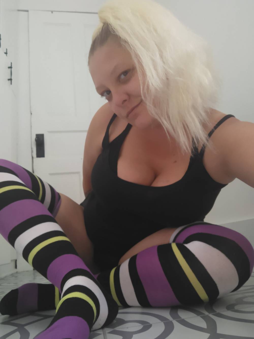 Mrs. R OnlyFans – free nudes, naked, leaked