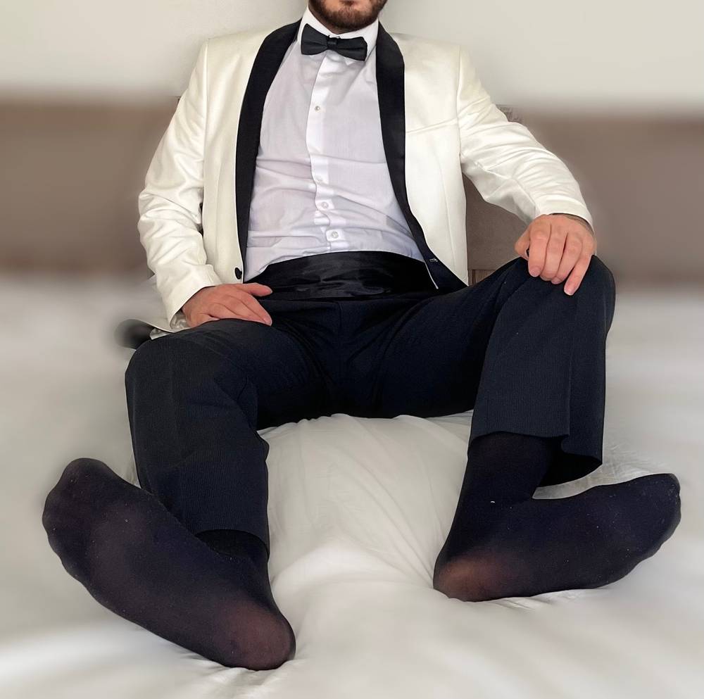 Suited Sammy OnlyFans – free nudes, naked, leaked