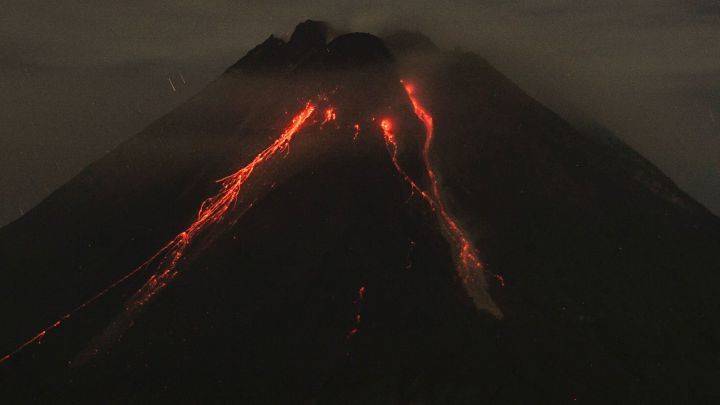 Queen Volcano