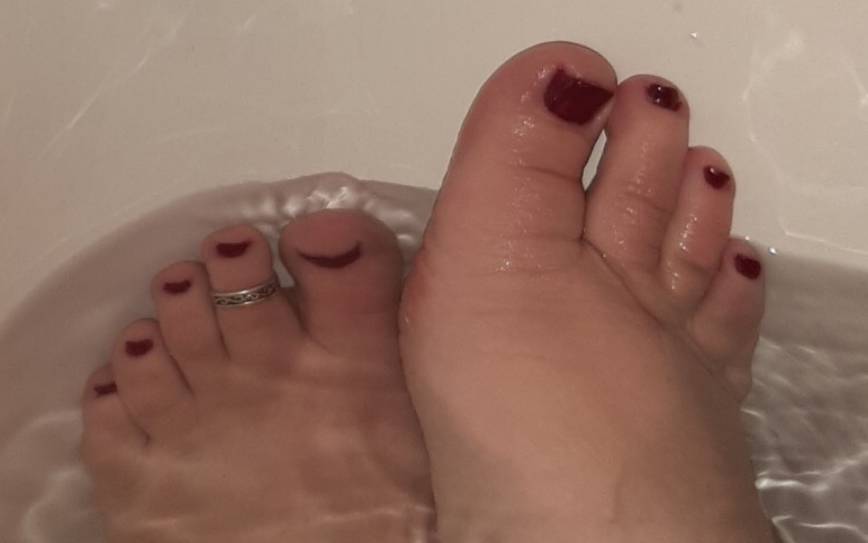 Soft_and_silky_feet