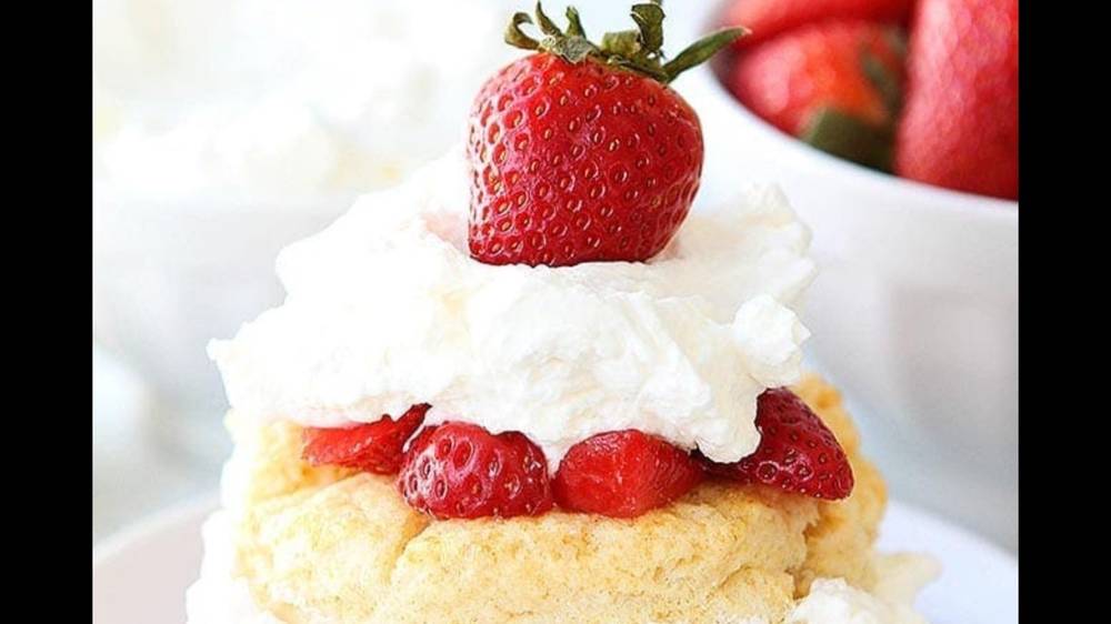 Strawberry Tallcakes